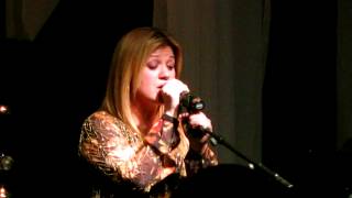 The Sun Will Rise - Kelly Clarkson (A Night for Hope 2012)