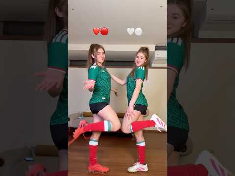 Parte 2 Cosas que nos pasaban en fútbol por ser gemelas ⚽️💚 Que buenos tiempos! #Gemelas #Futbol