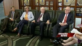 Warren Buffett, Charlie Munger, Bill Gates, Sue Decker - Fox Business Interview on Boards, Yahoo-Microsoft, Books & Legacy