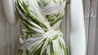 فستان شيفون أبيض مشجر بأخضر درابيه