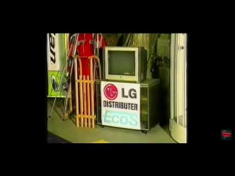 Pervanovo - Gledateljica reklamira TV i tuš kabinu, ekipa na aparatima