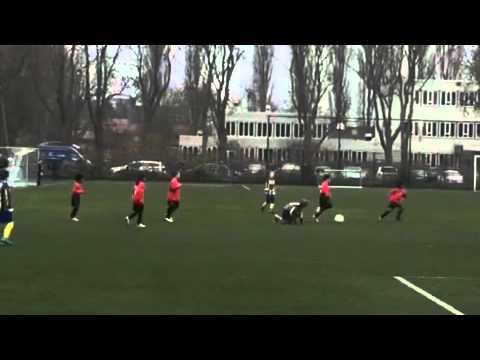 Jace Avon in actie Fc Maense F4 vs Hillegersberg 2015/2016