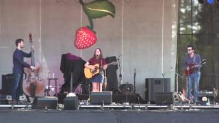 Take Me Back - Sarah Jarosz at Strawberry 2017