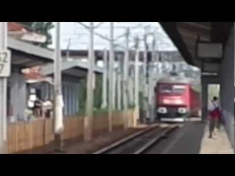 Marfar DB Shenker trece in viteza prin Ploiesti Vest .MP4