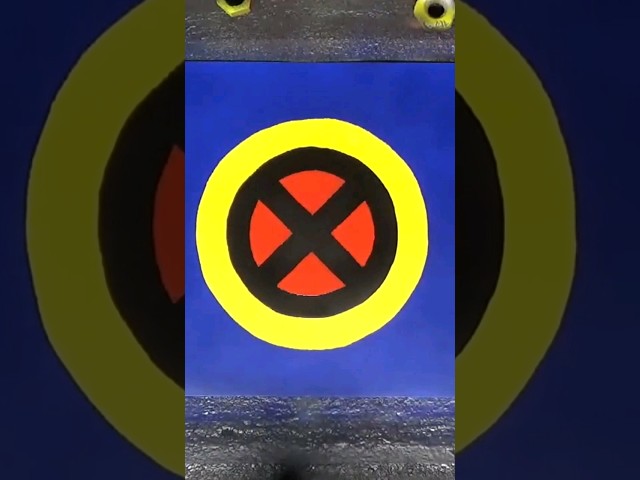 Vídeo relacionado con Marvel X-Men Small Logo Spray Paint Sudadera con Capucha