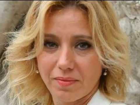 Concita de Gregorio: Dal sogno all'incubo, il Paese in lutto