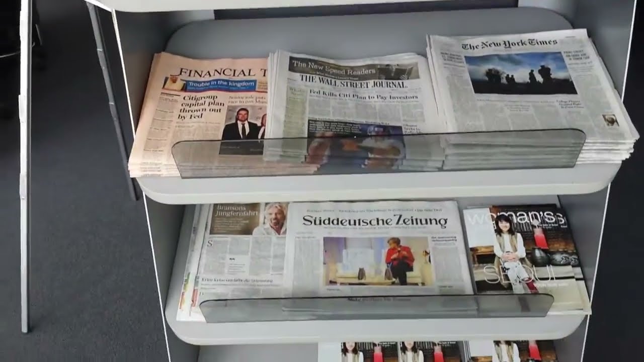 Lufthansa First Class Lounge (Wining & Dining) thumbnail