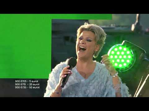 "Laulud sõdurile 2022" Suured tüdrukud esitamas  "Mägede häält".