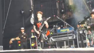 Cane Hill &#39;Lord Of Flies&#39; live Download Festival 2019