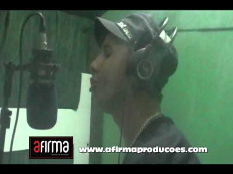 Mc Chara - Eu e ela na boate