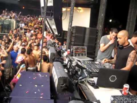 Chris Liebing "closing set" @ Cocoricò (06-07-2013)