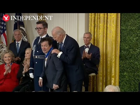 Michael J  Fox accepts Medal of Freedom at White House