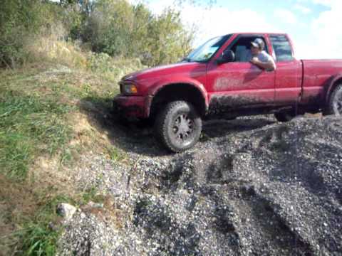 ZR2 with G80 locker test off road.