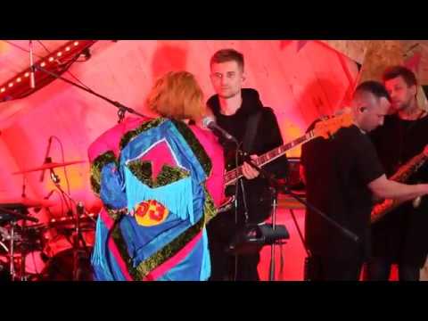 Guru Groove Foundation - Golden Love