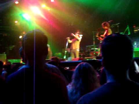 Pearl Jam Rocky Intro/Animal 10/28/09 Philadelphia Spectrum