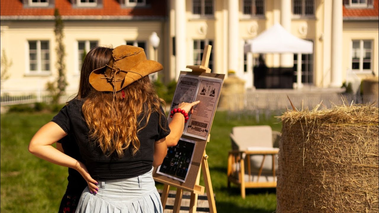 hotel **** - Hotel Pałac Alexandrinum**** - wideo