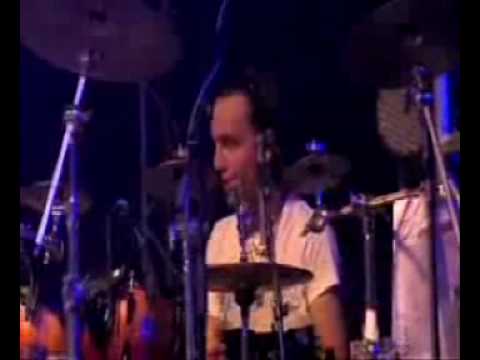 Ewa Farna-death metalové solo na bicí