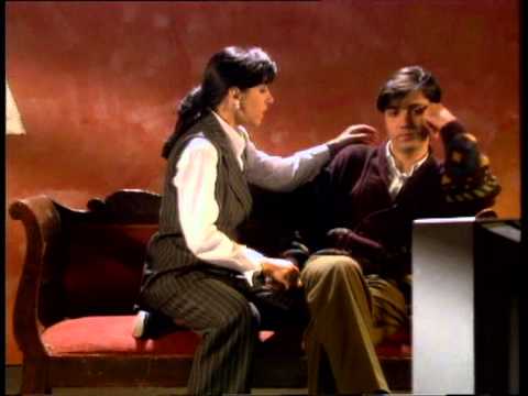 ΕΥΡΥΔΙΚΗ - ΚΑΝΕ ΠΩΣ Μ'ΑΓΑΠΑΣ (Official Videoclip DVD Rip)