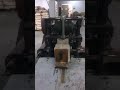 Riproduci video