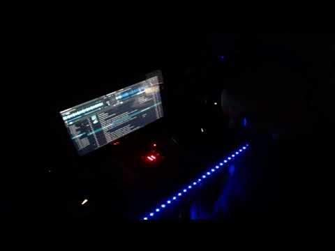 Natron's House of Hard Live Show ep.528 - Hard Hits late night mix