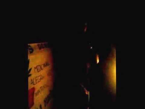 Aluckar - Prejuicios de mierda (vivo)