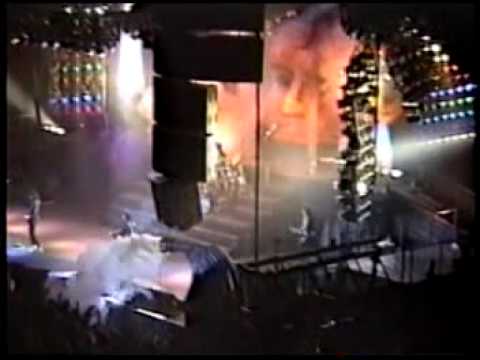 KISS - Detroit Rock City - San Antonio 1990 - Hot in The Shade Tour