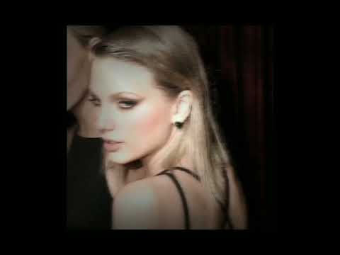 Dessy Stefanou - Ladies in my crib (sped up)