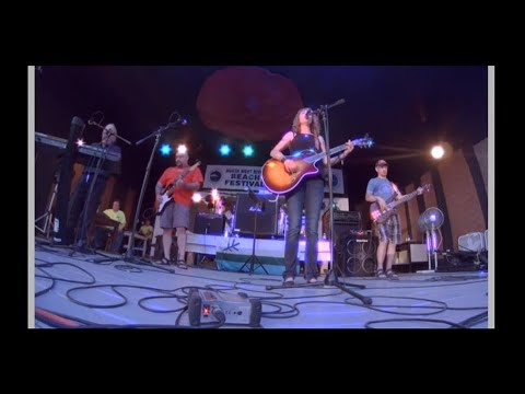 Jacinda Beals Band - Labrador to the Core (Official Video)