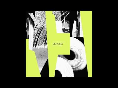 PREMIERE Monkey Safari - Smalltown (Hernan Cattaneo & Audio Junkies Remix)-dhc