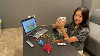 Coding Meets Sports Permainan Penalty  Soccer dengan Sensor Makey Makey