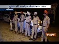 Youths flee with PCR cop
