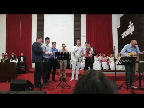 Tinerii de la Bosorod - Sa am tot ce privirea