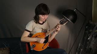 Video thumbnail for Kentucky KM 252 Mandolin by Guitar Gallery Melbourne
