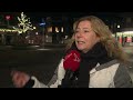 Havenaren praten tijdens ommetje over parkeerproblemen in de wijk