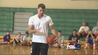 Baron Signs on to Play European Ball