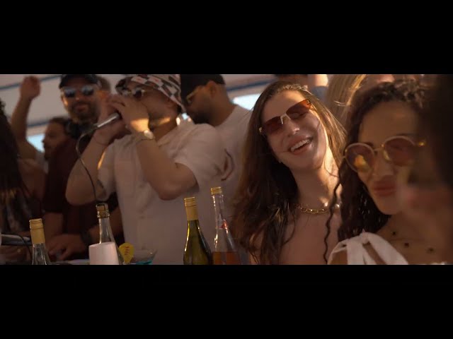 Video zu 'Prosto Shou' ansehen Video zu 'Prosto Shou' ansehen