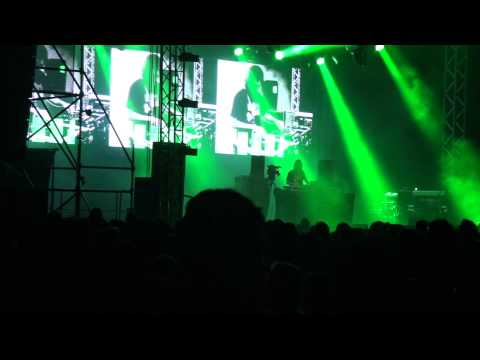 B-Complex Live At Bažant Pohoda Festival 2011 pokračování HD