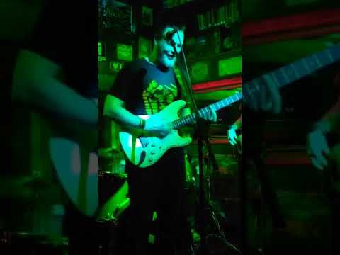 FingerbanG Live - Long Train Runnin'