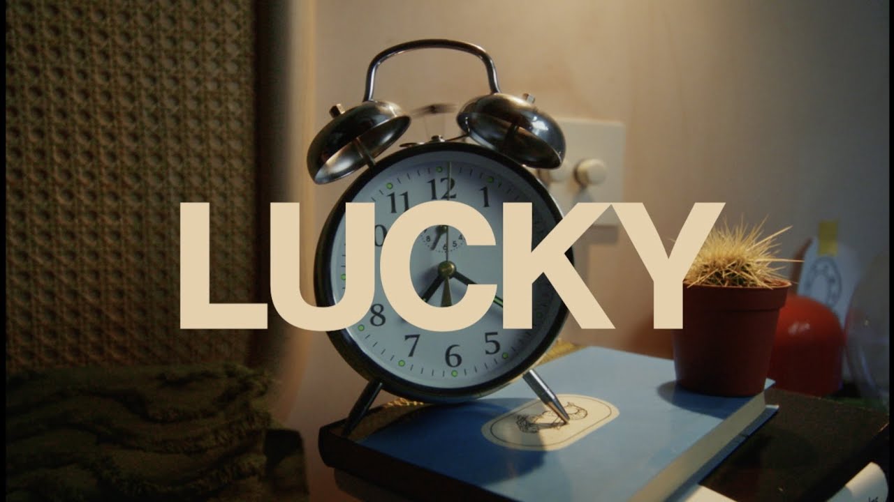 Two Door Cinema Club — Lucky