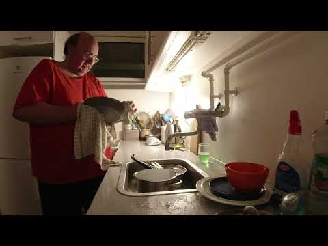 MongoTV_5674 - Min Aftensmad - DANISH MUKBANG - Del 2- 1KILO BILLIG POLSK LASAGNE BOLOGNESE FRA LIDL