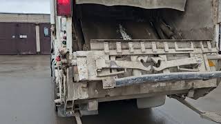 Volvo FM7 garbage truck for sale - Image 6 | Autoline US Volvo FM7 garbage truck | Image 6 - Autoline