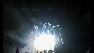 preview picture of video 'Feuerwerk Aquarena Nacht 2005 Dillenburg'
