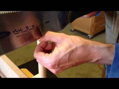 Bisecting a dowel with a handsaw