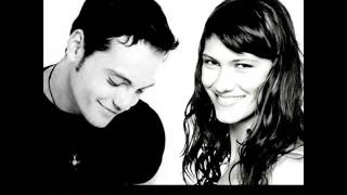 Tiziano Ferro & Elisa - Happy Christmas (War Is Over) (Live)