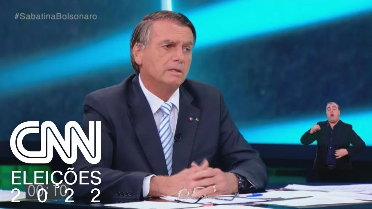 Jair Bolsonaro responde pergunta sobre o funcionalismo público | CNN BRASIL