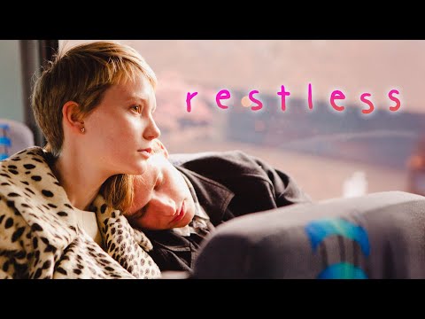 Mia Wasikowska: RESTLESS - NUR MIT DIR | Film über Liebe, Verlust & Hoffnung