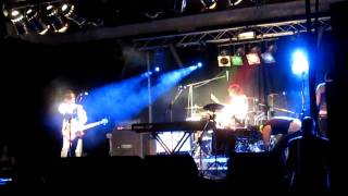 [me] - Westward Backwards (live at SonicBids industry showcase, Perth, October 18 2009)