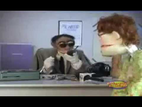 Calango azul azul na escuta