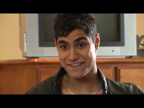 Emmanuel Kelly one year after X Factor