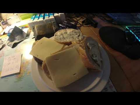 MongoTV_7714 - Min Morgenmad - FRANSKBRØD Med BLÅSKIMMELOST - OST - PIKANT OST